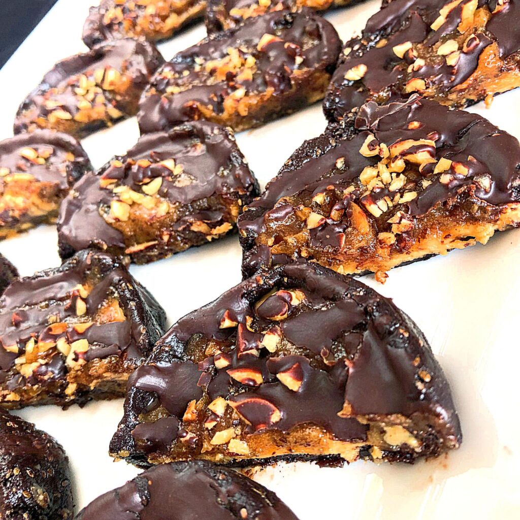 raw peanutbutter pies snickers
