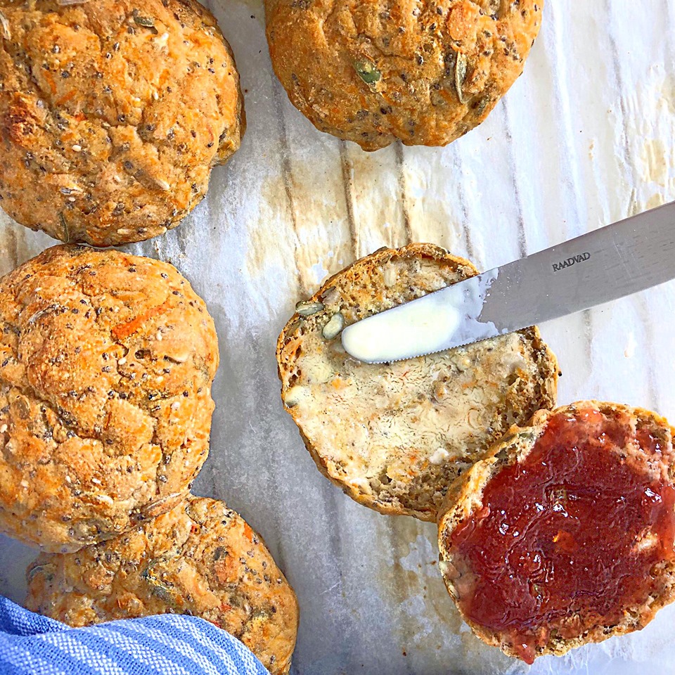 Lækre glutenfri gulerodsboller